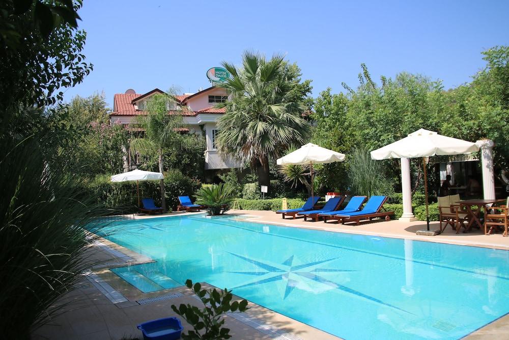 Hotel Dalos Гёчек Экстерьер фото