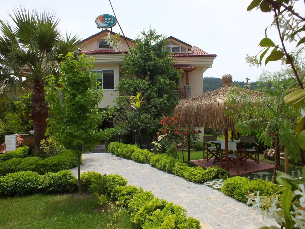 Hotel Dalos Гёчек Экстерьер фото